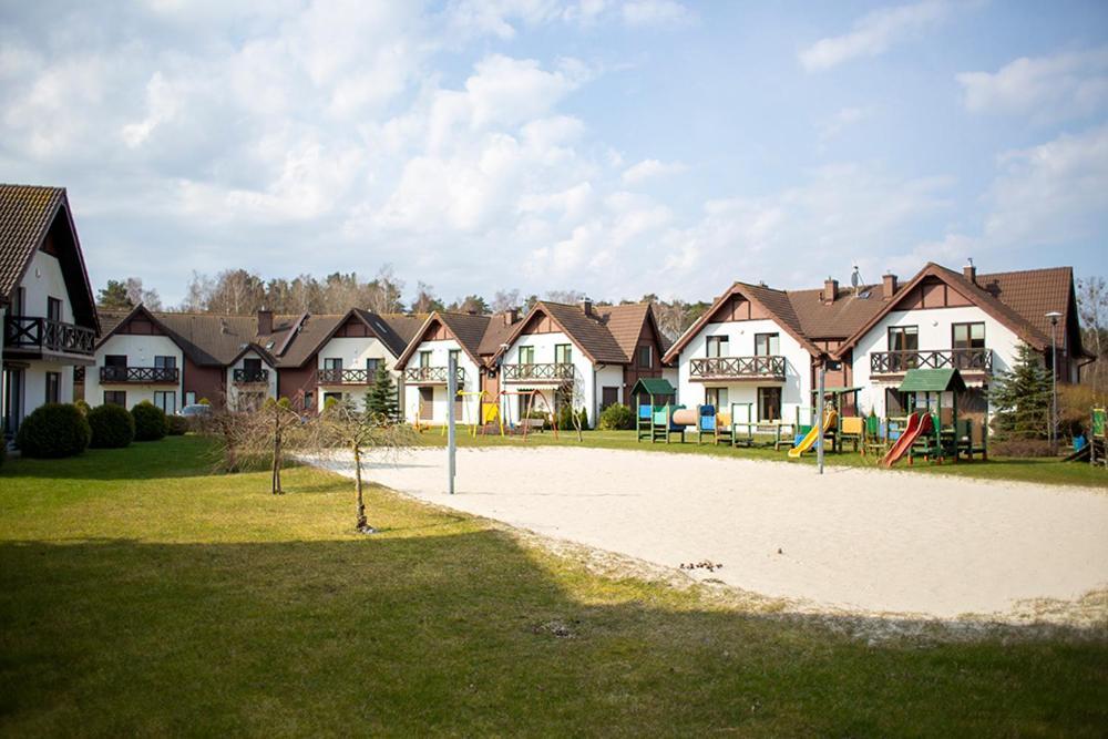 Appartamento Apartament Korab Zarnowska Esterno foto